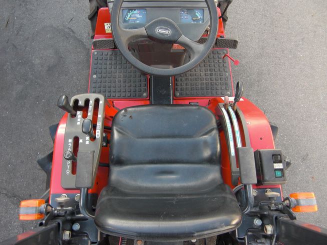 トラクター Ke-40AUS2 写真２