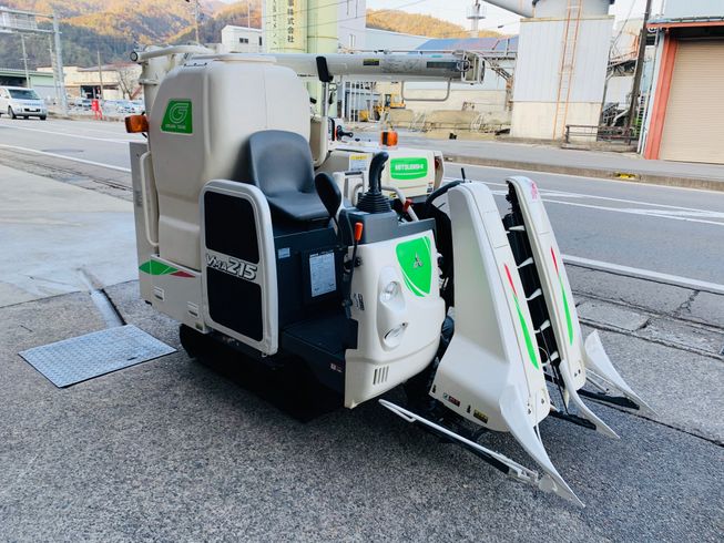 コンバイン VMA215G 写真２