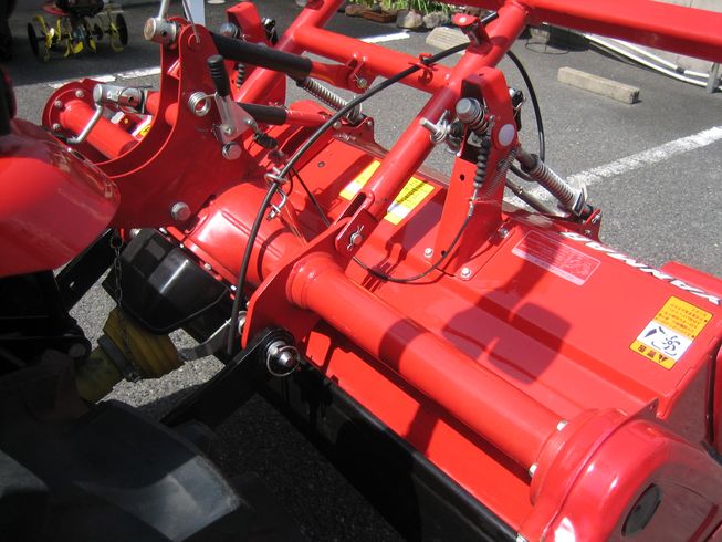 トラクター EG225VUS4G 25馬力 写真７