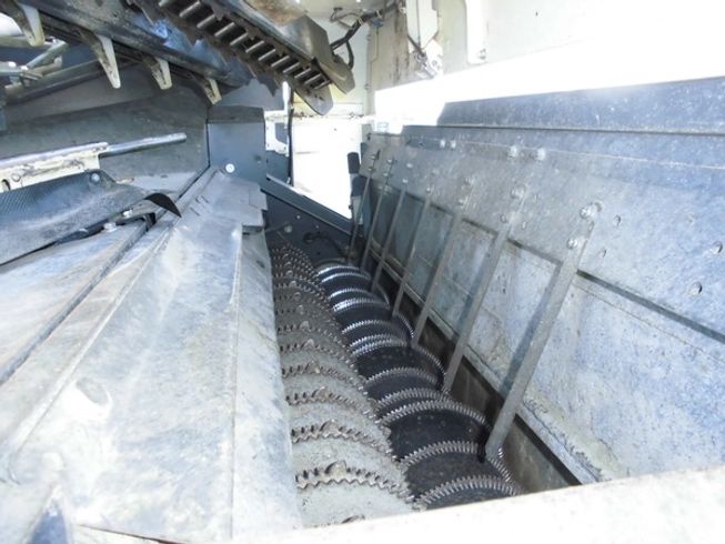 コンバイン V698 写真６