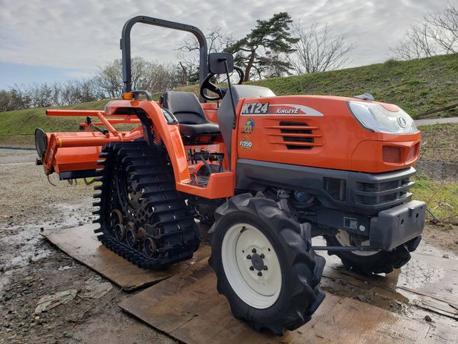 クボタ トラクター 写真