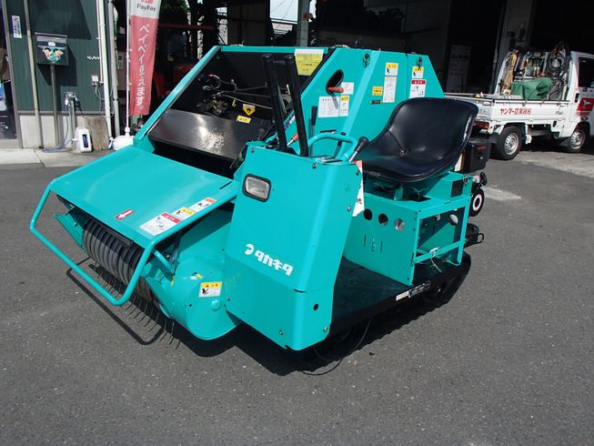 タカキタ ロールベーラー 写真