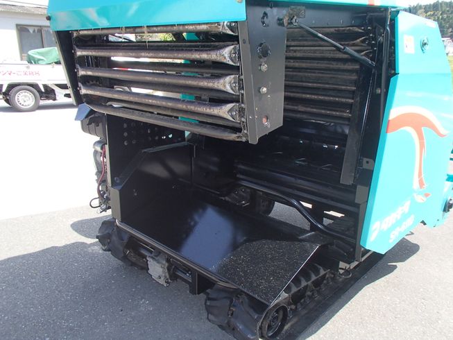 ロールベーラー SR611D 写真６