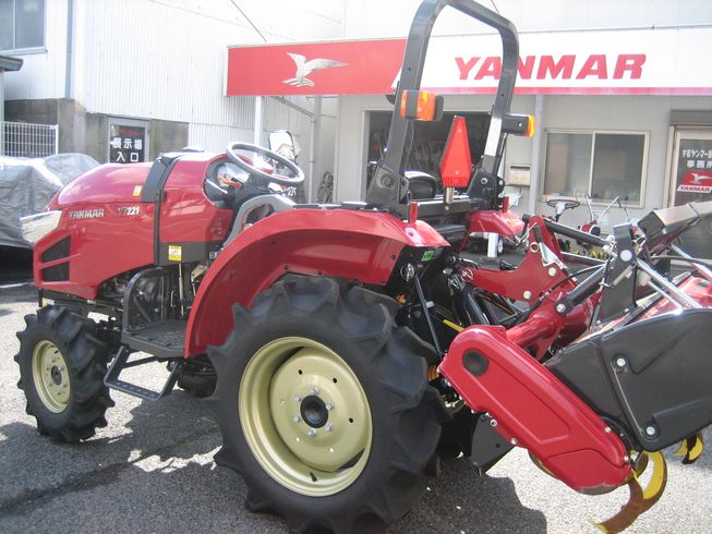 トラクター YT221XUKS4 写真４