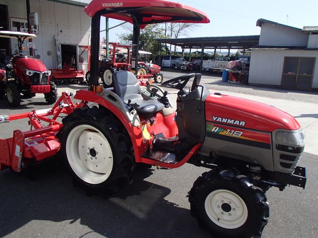 トラクター AF118-VPUS4G 写真３