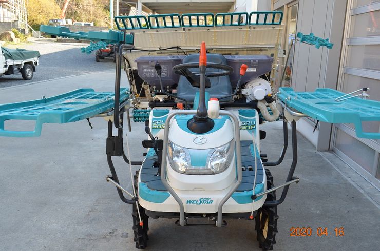 クボタ 田植機 写真