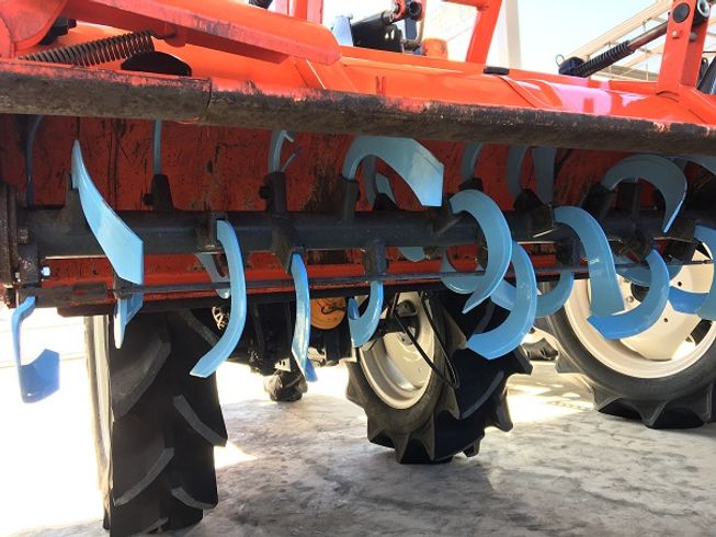 トラクター B225DMA 写真８