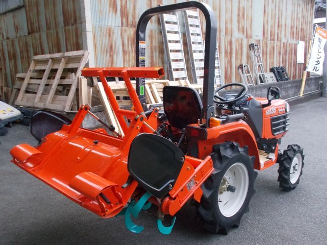 トラクター GB135BMA (№31459) 写真３