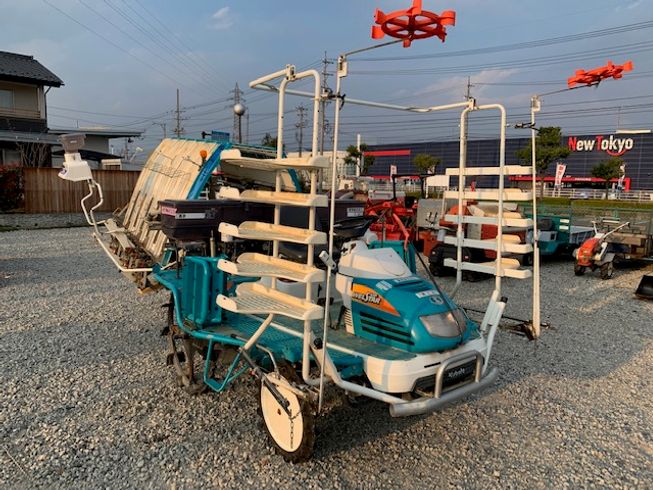 クボタ 田植機 写真