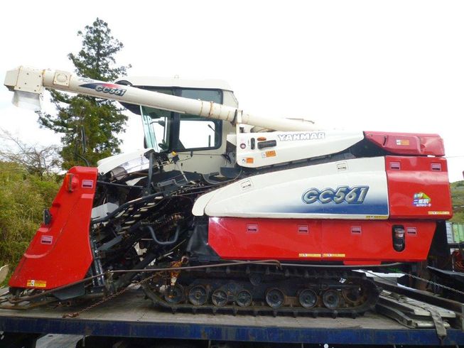 コンバイン GC561C 写真３