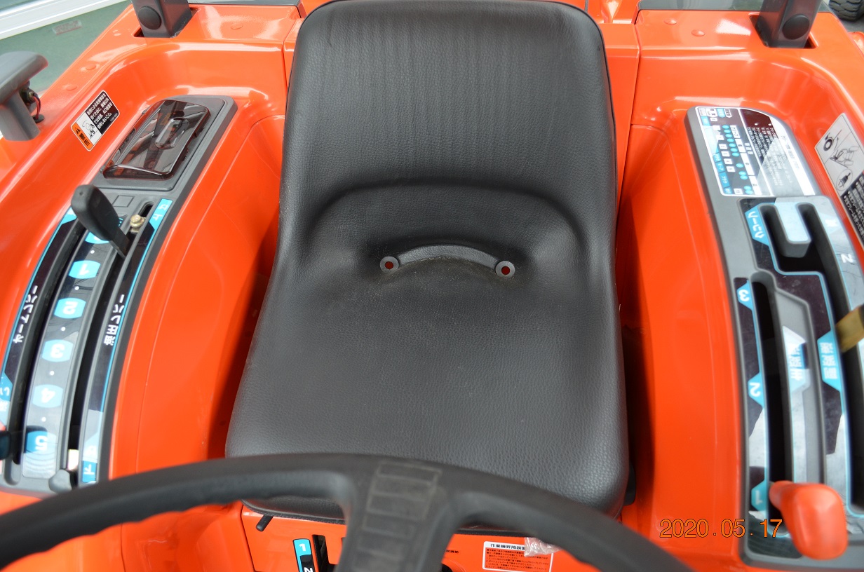 トラクター KT20BMARF4 写真２