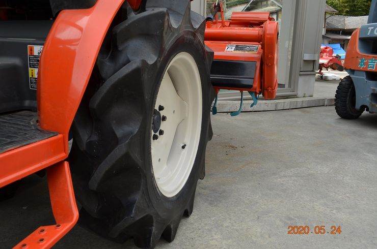 トラクター GB200FBMARF14B 写真６