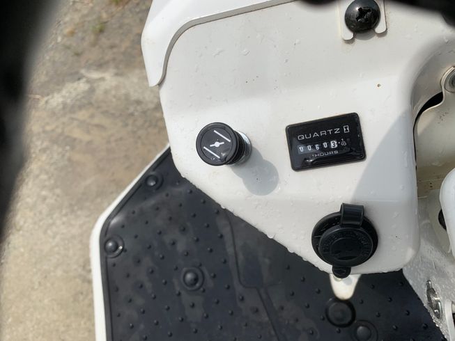 草刈機 ARM981A 写真２