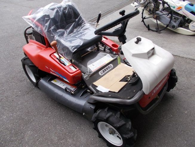 草刈機 RM88 写真２