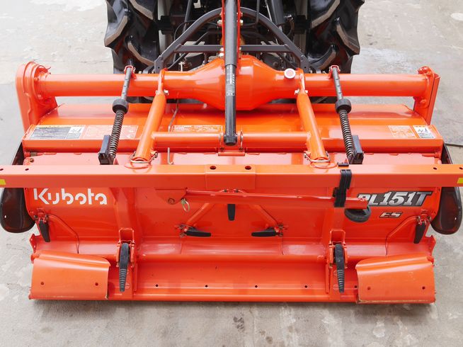 トラクター T240D 写真８