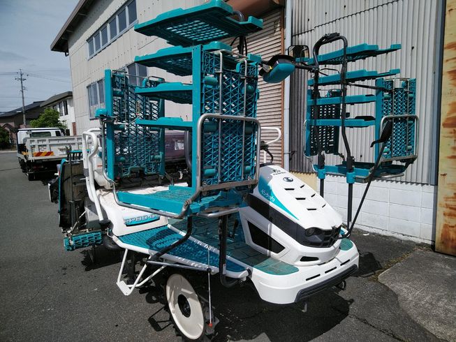 クボタ 田植機 写真