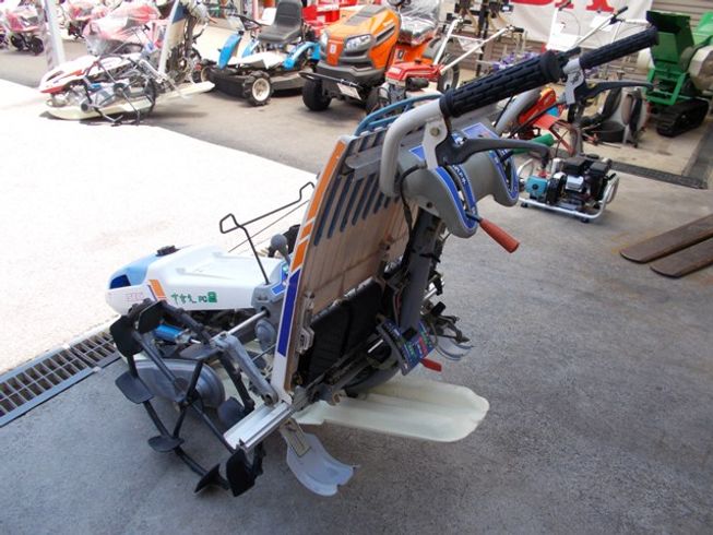 田植機 PC2S-70 写真４