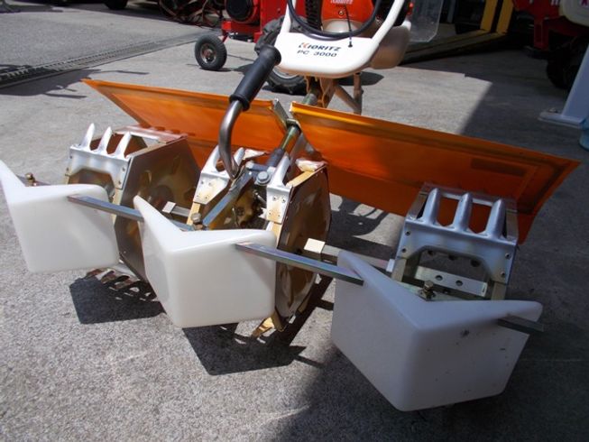 水田除草機 PC3000/3 写真６