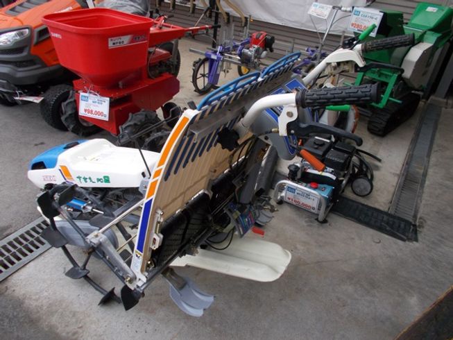 田植機 PC2D-70 写真４