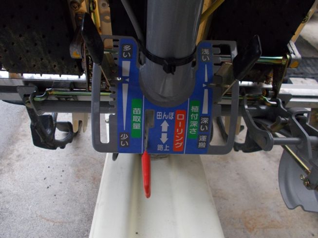 田植機 PC2D-70 写真６