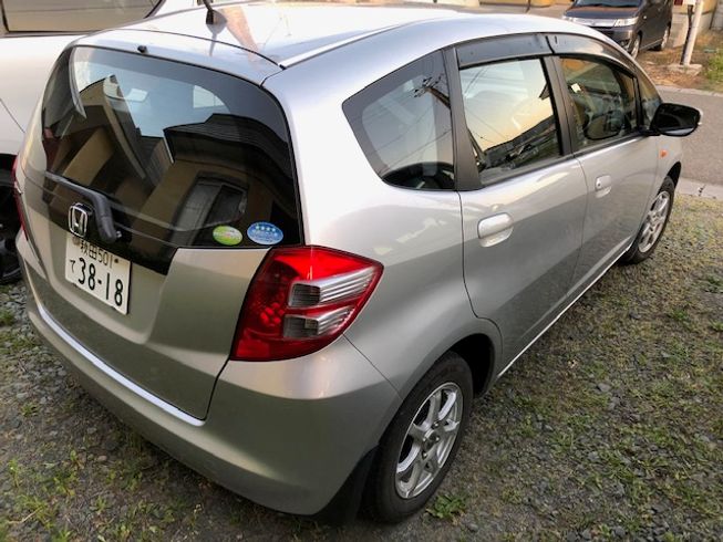 FIT DBA-GE6 写真４