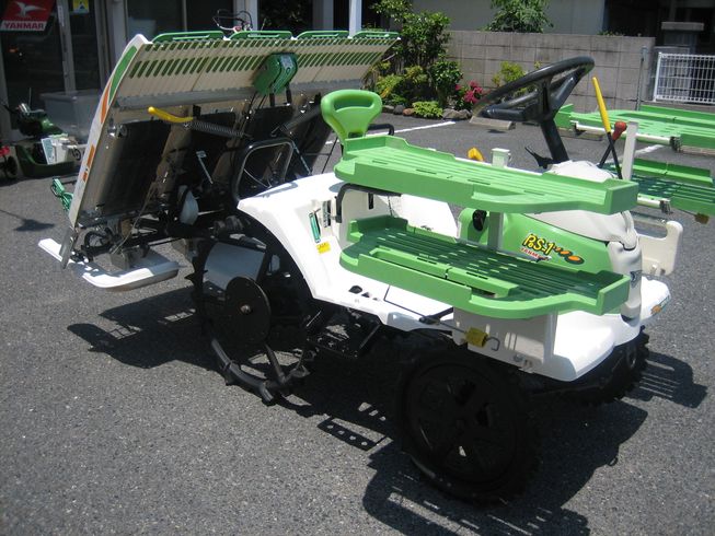 田植機 PeS-1(施肥機付） 写真３