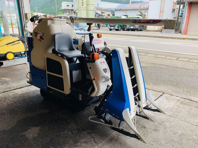 コンバイン HN211G 写真２