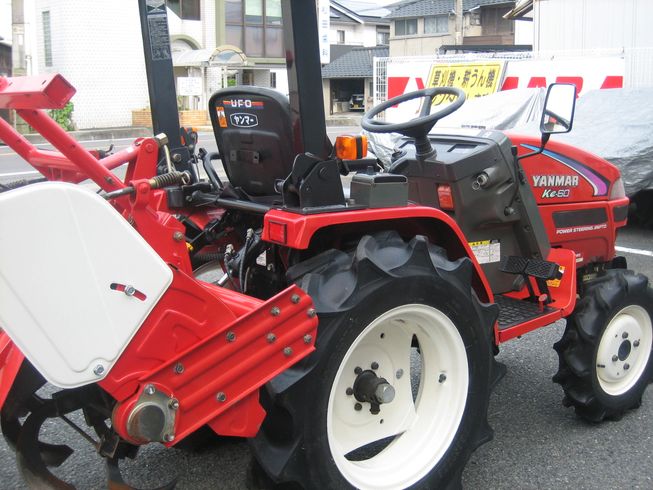 トラクター KE-60ABPUS3(17馬力） 写真４