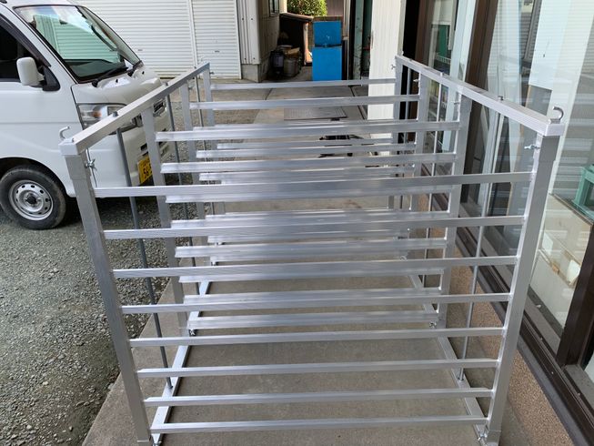 アルミ苗コンテナ ＫＳ96AL 写真２