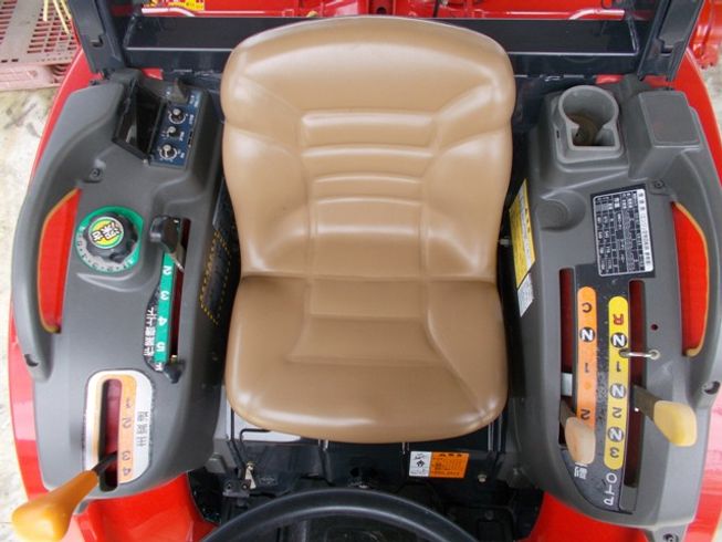 トラクター EG222U 写真６