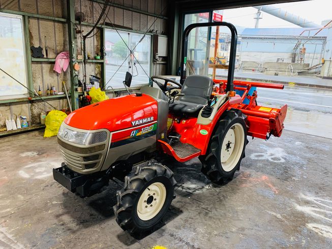 トラクター AF120 写真２