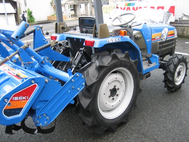 トラクター TF223F-UQ 写真４