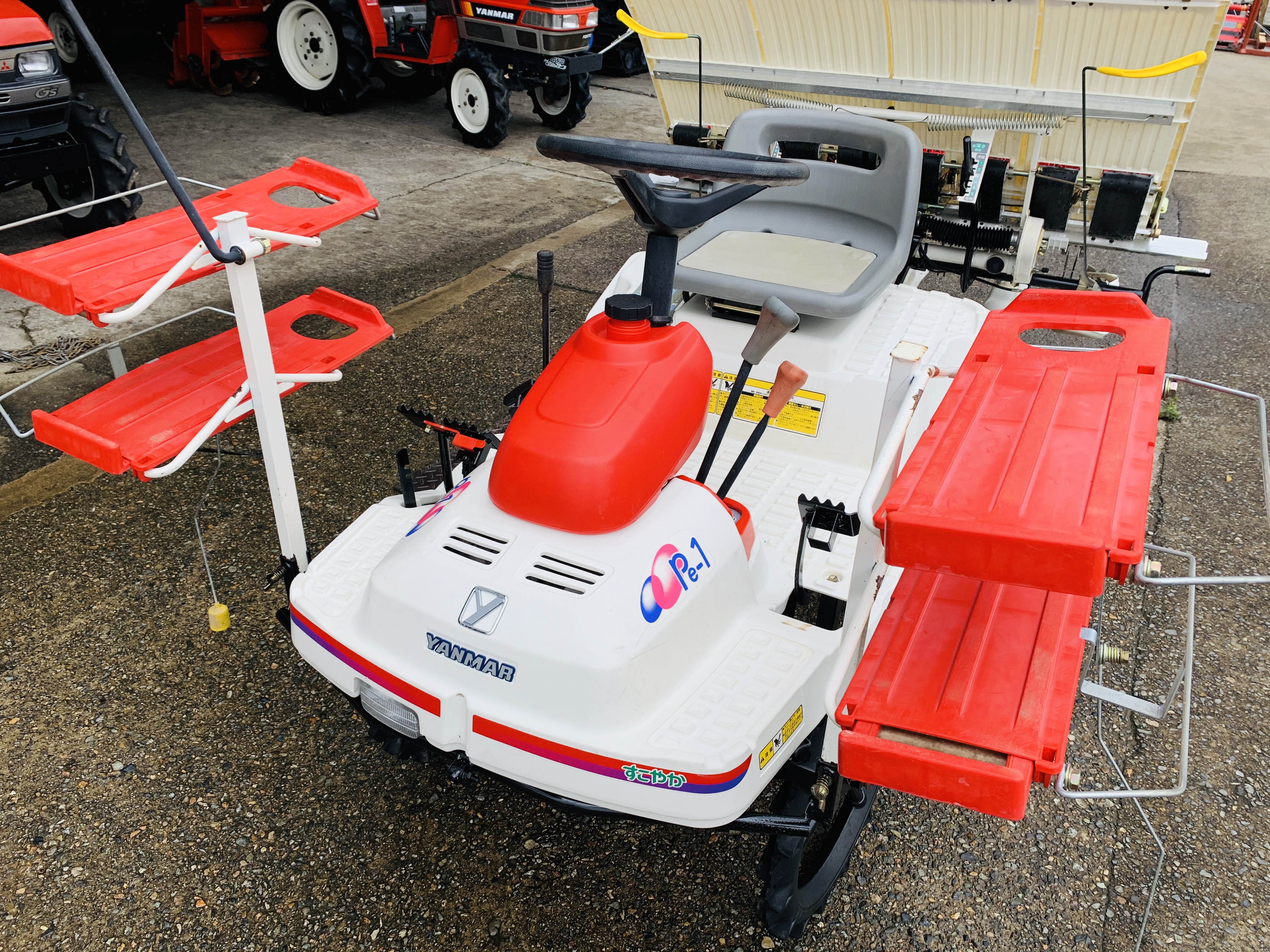 田植機 Pe-1 写真３