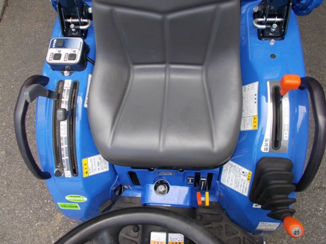 トラクター Z15-XA1 写真５