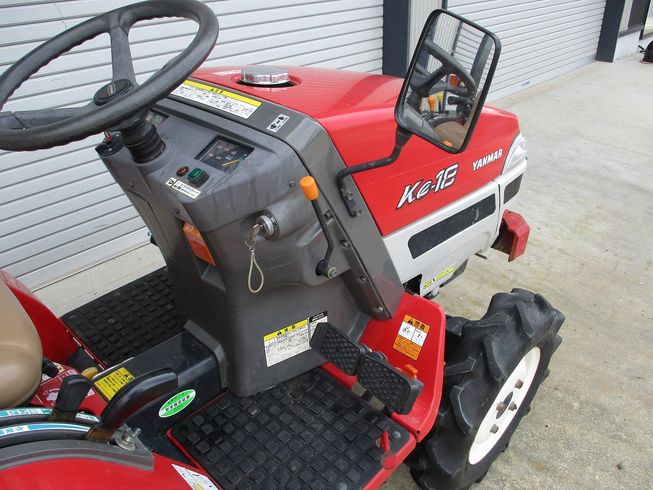 トラクター KE18 写真７
