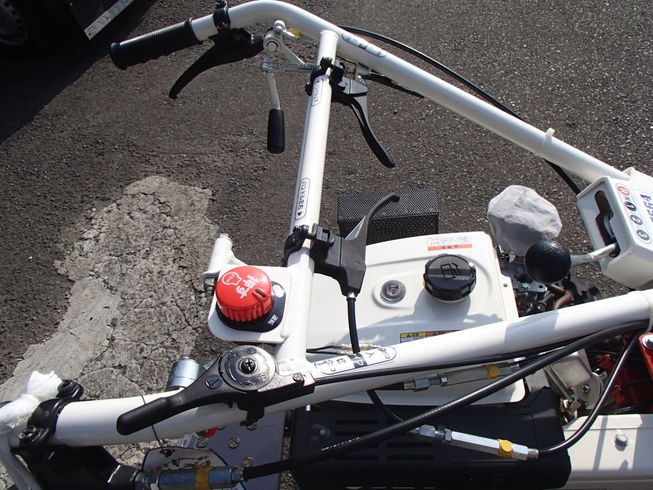 草刈機 HRC664 写真５