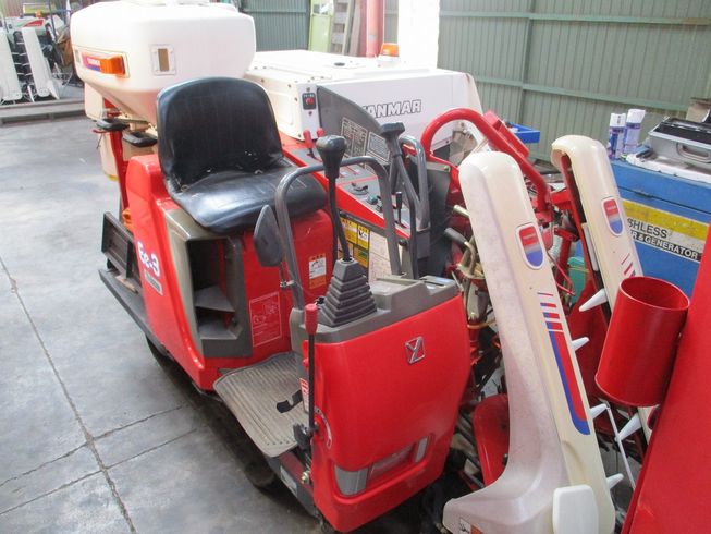 コンバイン Ee3 写真７