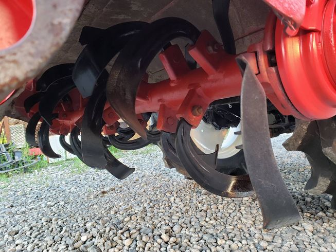 トラクター Ｆ－２５０ＶＵＰ 写真５