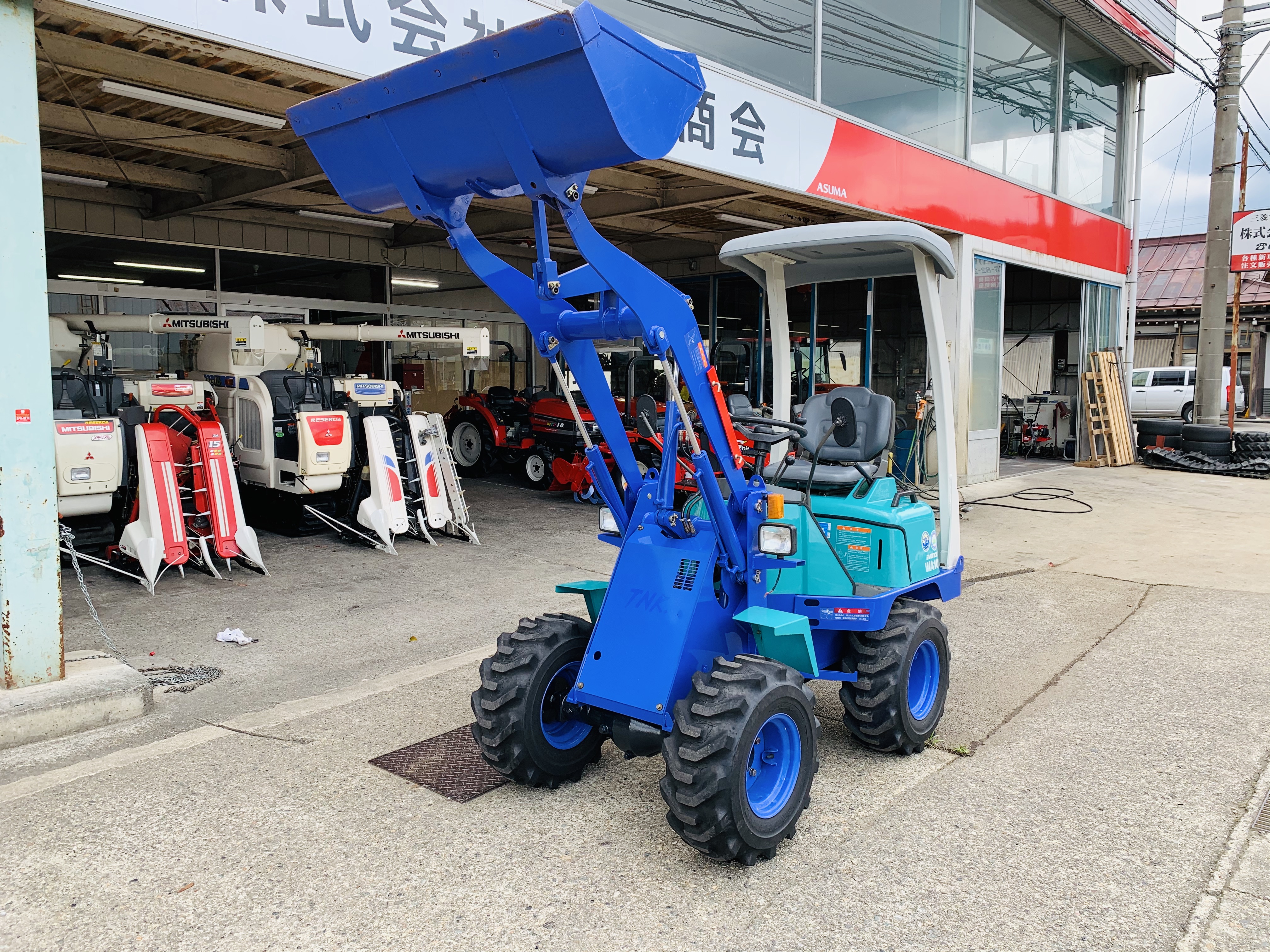 タイヤショベル  WA10-1EO 写真２