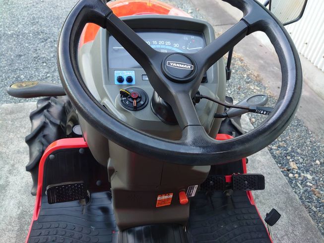 トラクター AF120 写真５