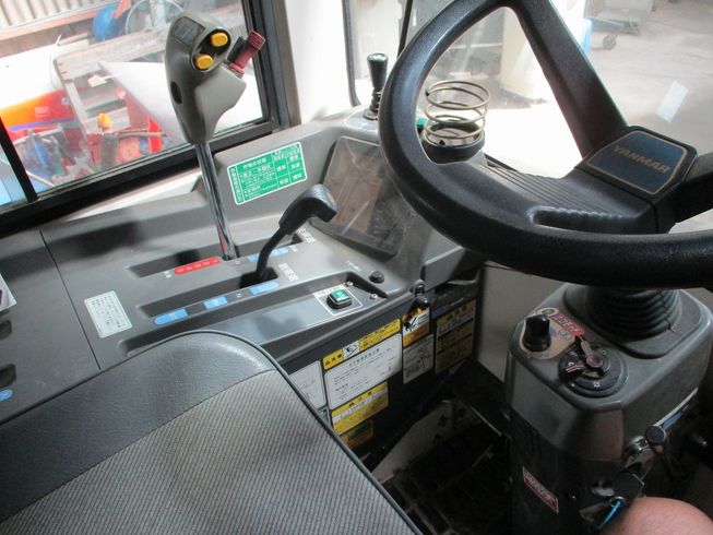 コンバイン GC440 写真８