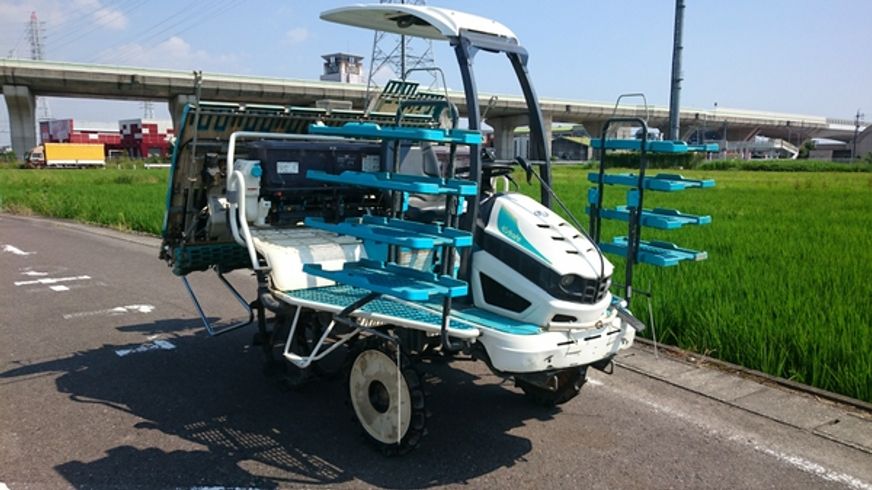 クボタ 田植機 写真
