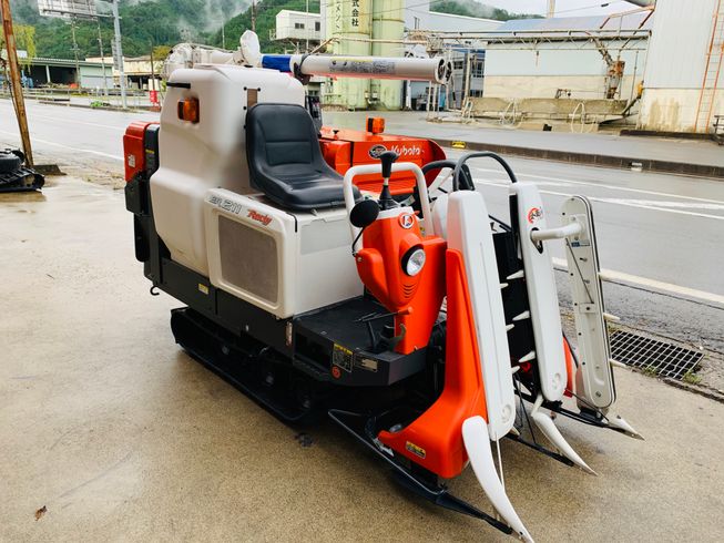 コンバイン ER211W 写真２