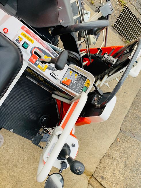 コンバイン ER211W 写真７