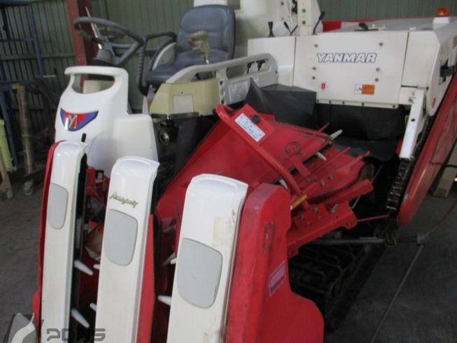 コンバイン GC322 写真４