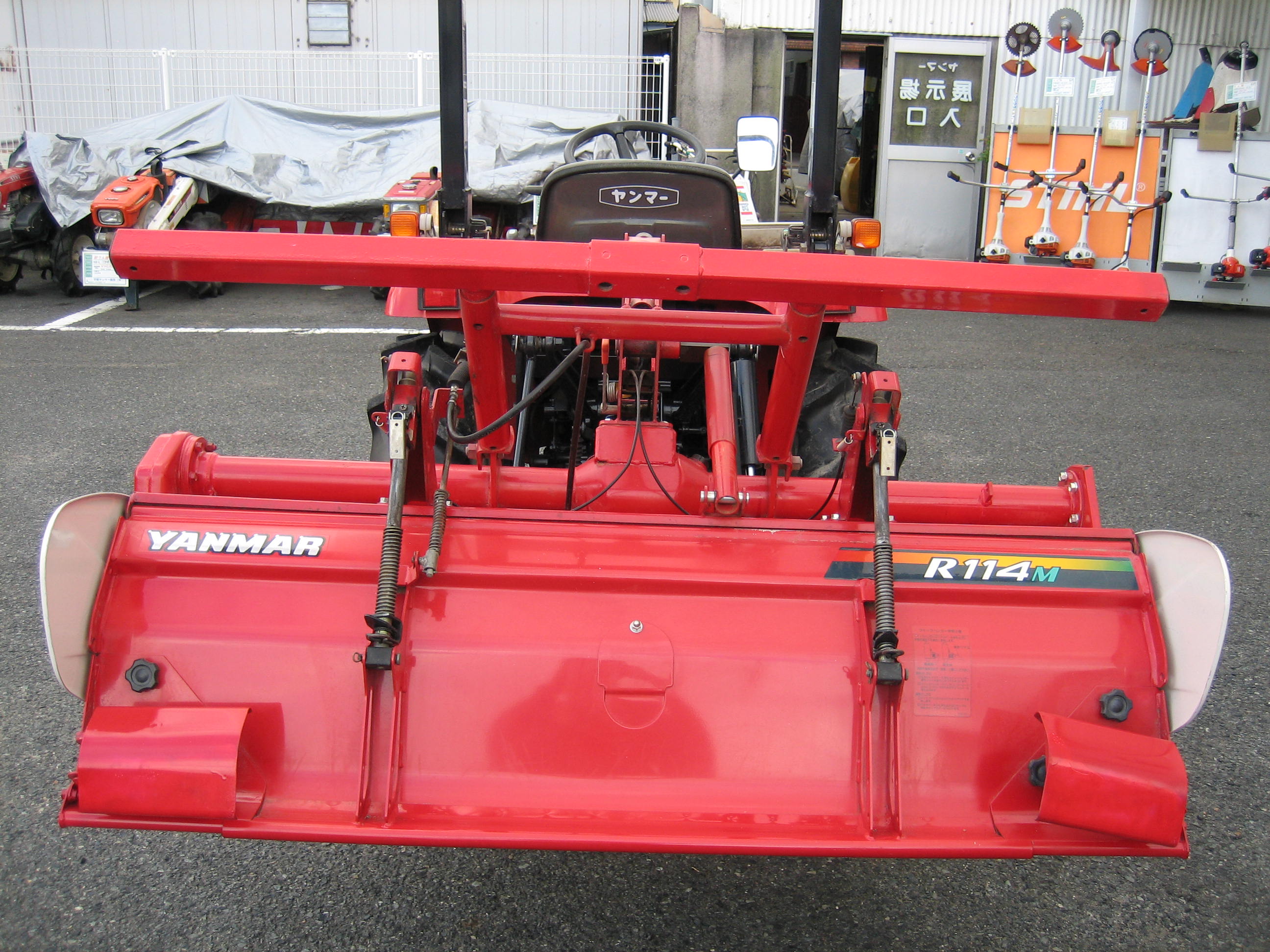 トラクター AF118VPUS4M 写真５