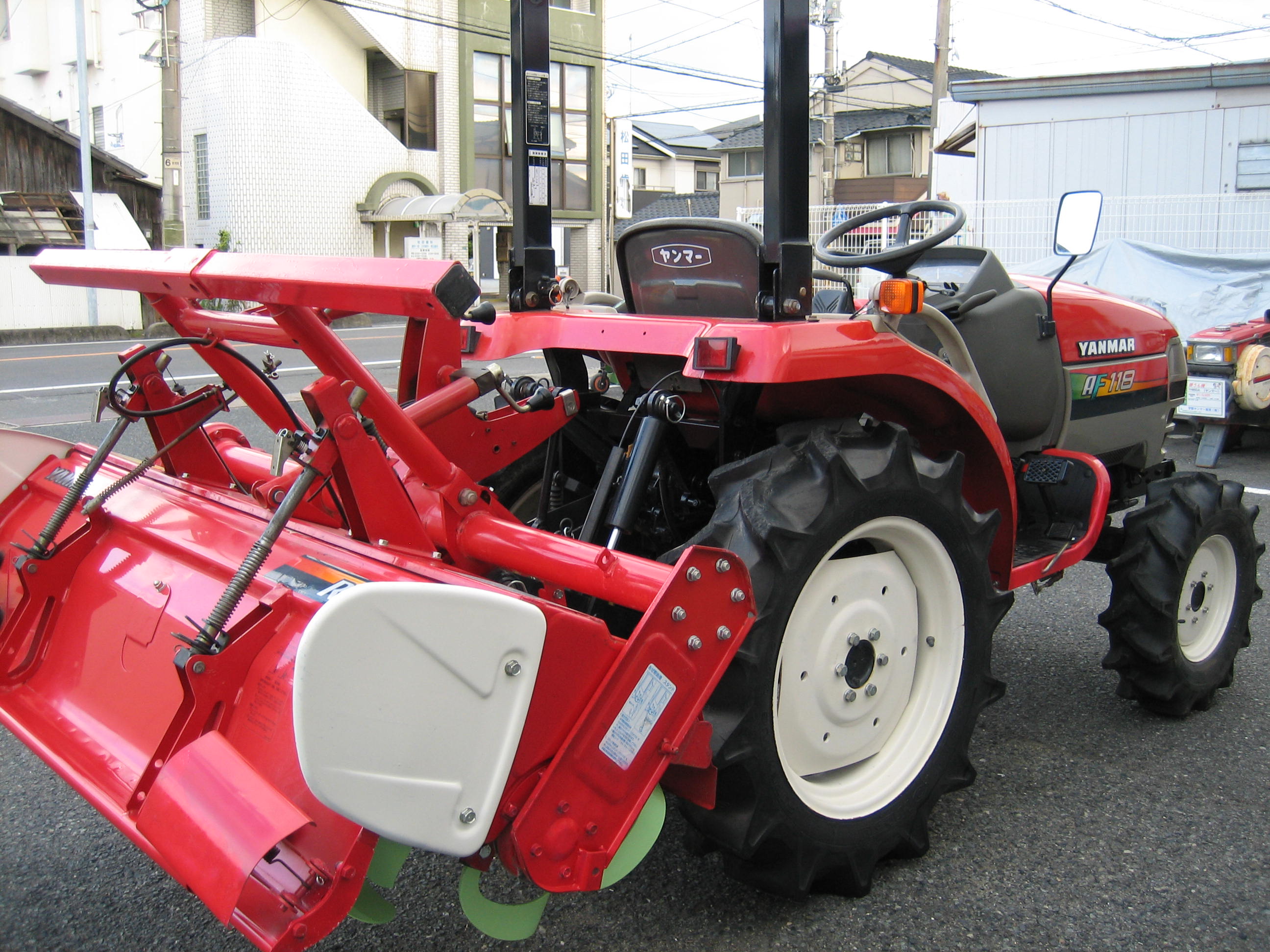 トラクター AF118VPUS4M 写真６