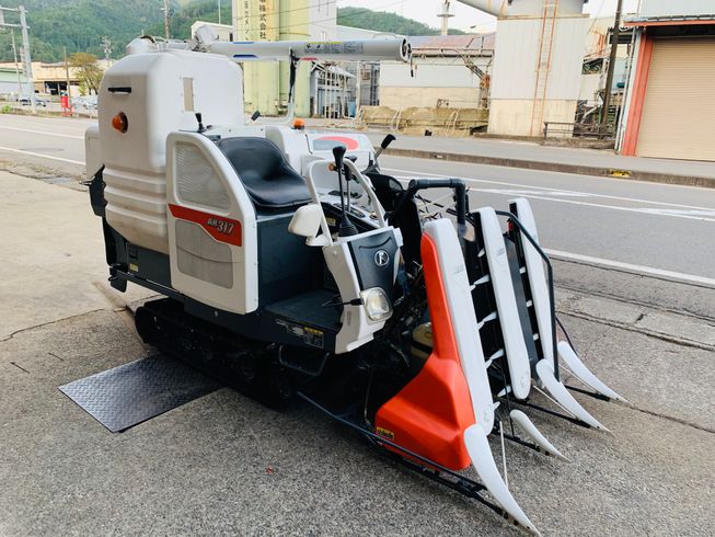 コンバイン AR317-GLW 写真２