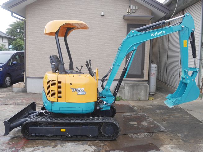 バックホー U-20 写真２