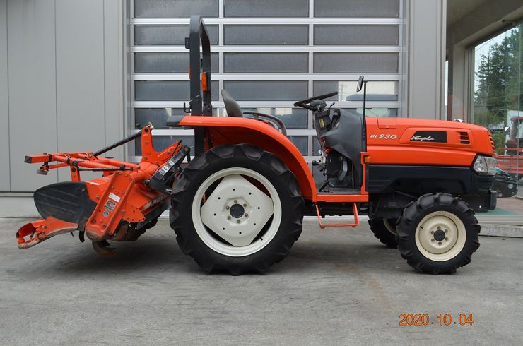 トラクター KL230BMAWF5 写真３